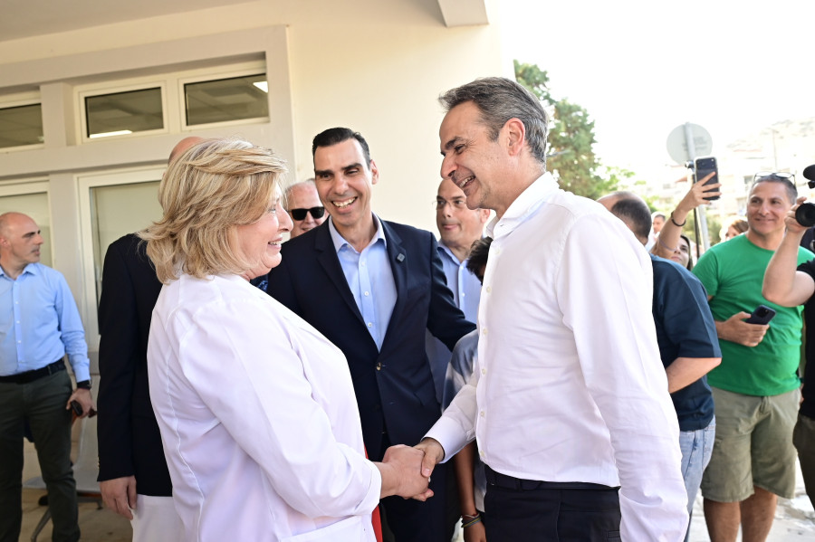 [387724] ΕΠΙΣΚΕΨΗ ΤΟΥ ΠΡΩΘΥΠΟΥΡΓΟΥ ΚΥΡΙΑΚΟΥ ΜΗΤΣΟΤΑΚΗ ΣΤΟΝ ΔΗΜΟ ΒΑΡΗΣ - ΒΟΥΛΑΣ - ΒΟΥΛΙΑΓΜΕΝΗΣ (ΜΙΧΑΛΗΣ ΚΑΡΑΓΙΑΝΝΗΣ / EUROKINISSI)