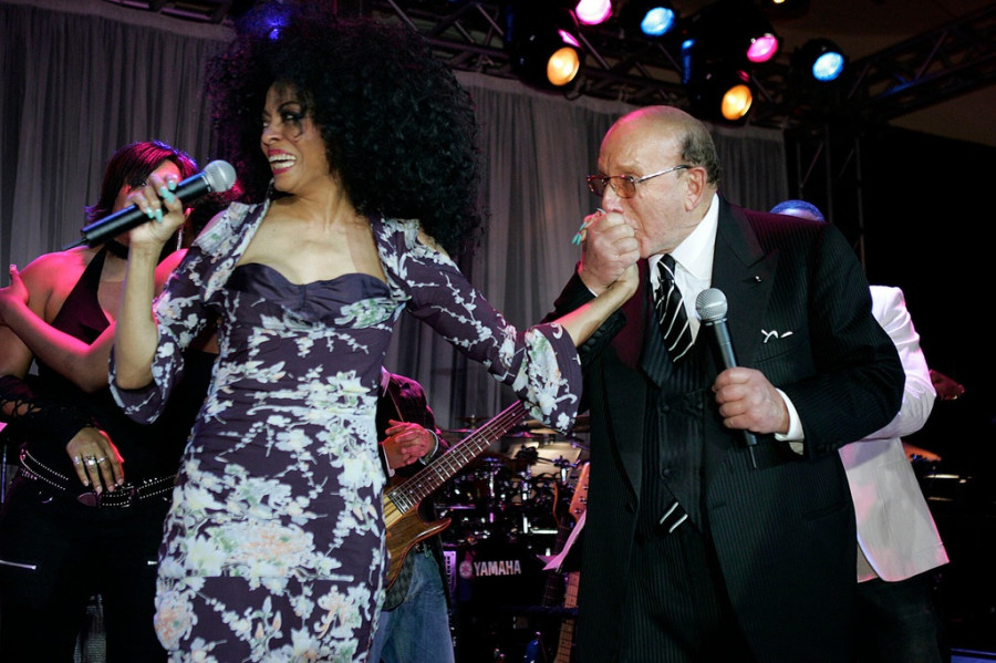 Obit - Clive Davis