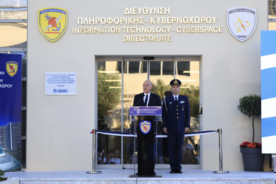 [387855] Ο ΠΡΩΘΥΠΟΥΡΓΟΣ ΚΥΡΙΑΚΟΣ ΜΗΤΣΟΤΑΚΗΣ ΣΤΗΝ ΤΕΛΕΤΗ ΕΓΚΑΙΝΙΩΝ ΤΩΝ ΝΕΩΝ ΕΓΚΑΤΑΣΤΑΣΕΩΝ ΤΗΣ ΔΙΕΥΘΥΝΣΗΣ ΠΛΗΡΟΦΟΡΙΚΗΣ ΚΑΙ ΚΥΒΕΡΝΟΧΩΡΟΥ ΣΤΟ ΥΠΟΥΡΓΕΙΟ ΑΜΥΝΑΣ (ΓΙΩΡΓΟΣ ΚΟΝΤΑΡΙΝΗΣ / EUROKINISSI)