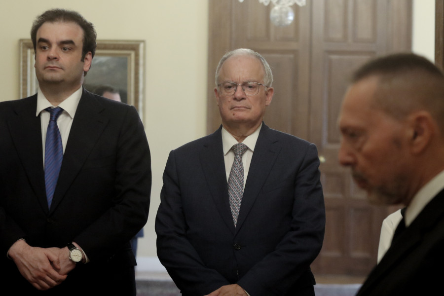 ΤΕΛΕΤΗ ΟΡΚΩΜΟΣΙΑΣ ΤΟΥ ΔΙΟΙΚΗΤΗ ΤΗΣ ΤΡΑΠΕΖΑΣ ΕΛΛΑΔΟΣ ΓΙΑΝΝΗ ΣΤΟΥΡΝΑΡΑ(XΡΗΣΤΟΣ ΜΠΟΝΗΣ//ΙΕΡΑ ΣΥΝΟΔΟΣ)