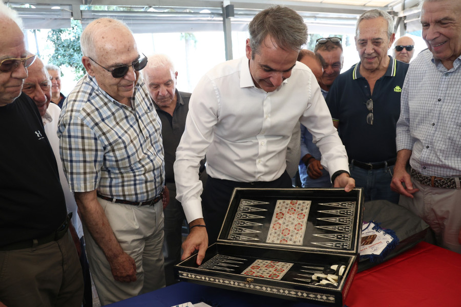 ΕΠΙΣΚΕΨΗ ΤΟΥ ΠΡΩΘΥΠΟΥΡΓΟΥ ΚΥΡΙΑΚΟΥ ΜΗΤΣΟΤΑΚΗ ΣΤΙΣ ΕΓΚΑΤΑΣΤΑΣΕΙΣ ΤΟΥ MILON CAMP<br><br> POOL ΒΛΑΣΣΟΠΟΥΛΟΥ ΙΣΜΗΝΗ