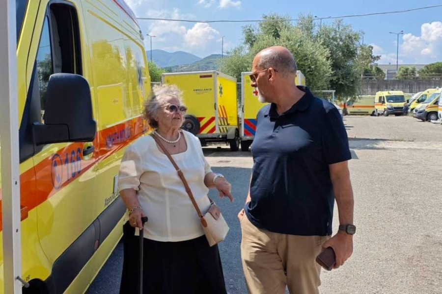 εκαβ