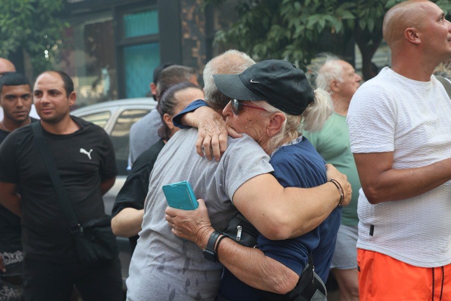 [388036] ΠΥΡΚΑΓΙΑ ΣΕ ΔΙΩΡΟΦΟ ΚΤΗΡΙΟ ΣΤΗΝ ΚΑΛΛΙΘΕΑ (ΓΙΑΝΝΗΣ ΠΑΝΑΓΟΠΟΥΛΟΣ/EUROKINISSI)