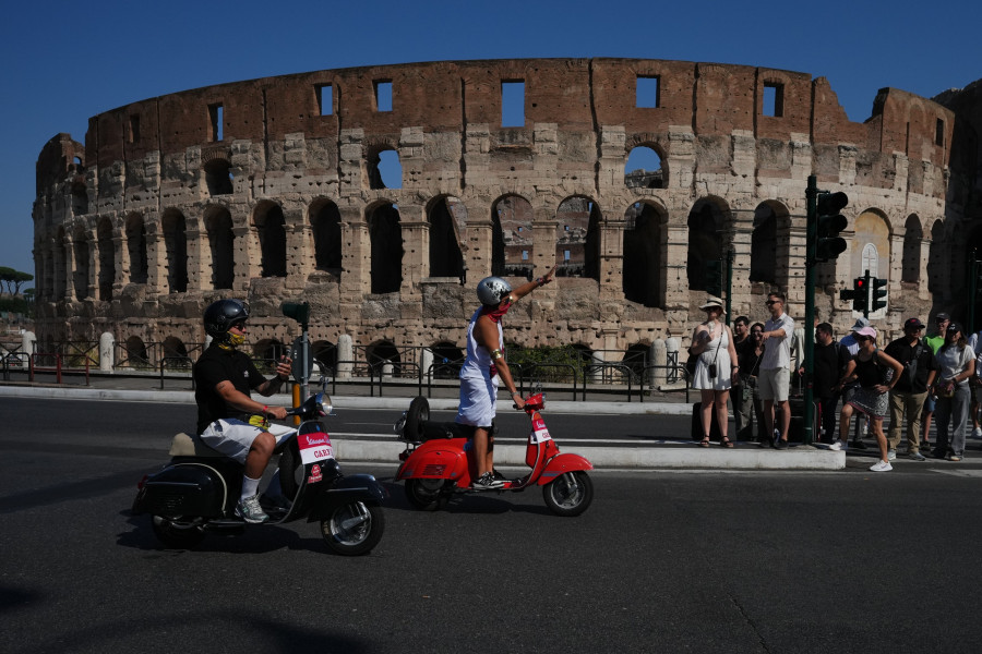 Italy Vespa 80th Anniversary