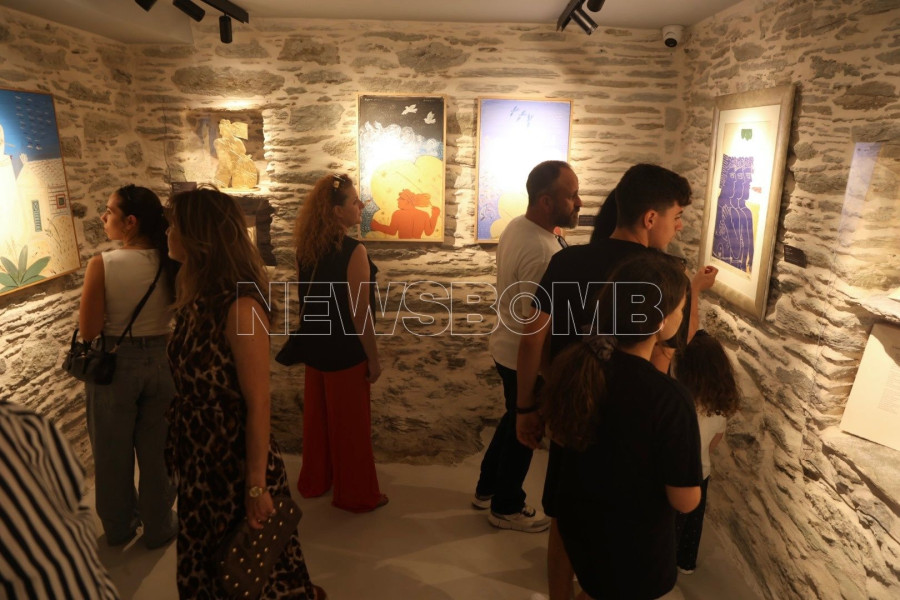 «Ο Αινιγματικός Κόσμος του Ανθρώπου» του Αλέκου Φασιανού στην Άνδρο 