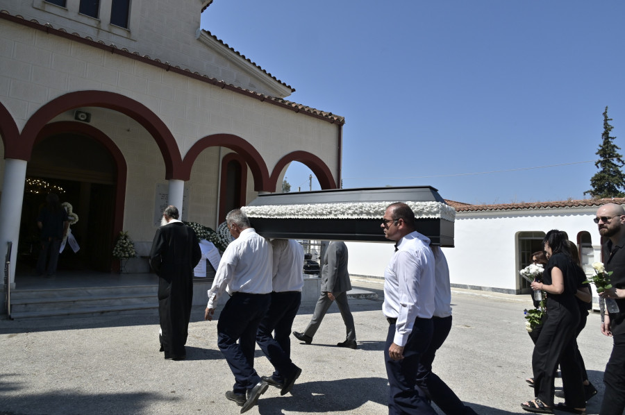 [388161] ΕΞΟΔΙΟΣ ΑΚΟΛΟΥΘΙΑ ΤΟΥ ΗΘΟΠΟΙΟΥ ΜΙΧΑΛΗ ΜΟΣΙΟΥ (ΜΙΧΑΛΗΣ ΠΑΠΑΝΙΚΟΛΑΟΥ / EUROKINISSI)