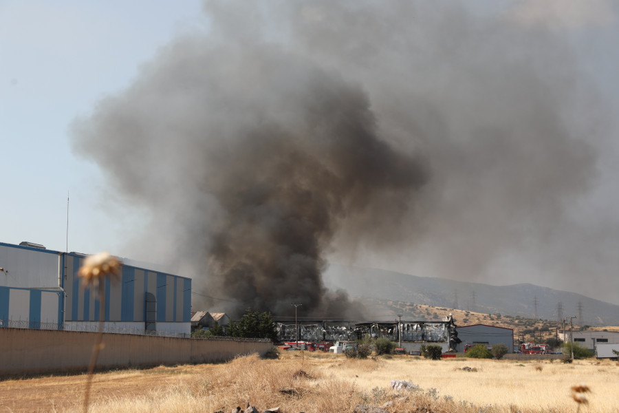 ΠΥΡΚΑΓΙΑ ΣΤΗ ΠΕΡΙΟΧΗ ΤΟΥ ΑΣΠΡΟΠΥΡΓΟΥ