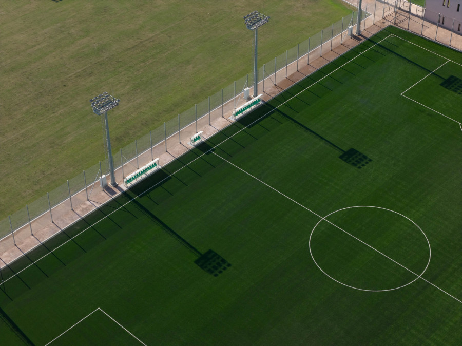 the-ellinikon-sports-park-football-2.jpg
