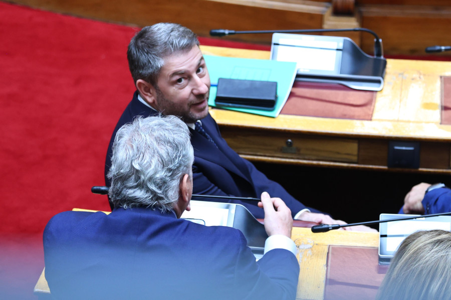 [388306] Ο ΠΡΩΘΥΠΟΥΡΓΟΣ ΚΥΡΙΑΚΟΣ ΜΗΤΣΟΤΑΚΗΣ ΣΤΗ ΒΟΥΛΗ ΓΙΑ ΝΑ ΑΠΑΝΤΗΣΕΙ ΣΕ ΕΠΙΚΑΙΡΗ ΕΡΩΤΗΣΗ ΤΟΥ ΠΡΟΕΔΡΟΥ ΤΟΥ ΠΑΣΟΚ-ΚΙΝΗΜΑΤΟΣ ΑΛΛΑΓΗΣ ΝΙΚΟΥ ΑΝΔΡΟΥΛΑΚΗ ΣΤΟ ΠΛΑΙΣΙΟ ΤΗΣ ΩΡΑΣ ΤΟΥ ΠΡΩΘΥΠΟΥΡΓΟΥ (ΓΙΑΝΝΗΣ ΠΑΝΑΓΟΠΟΥΛΟΣ / EUROKINISSI)