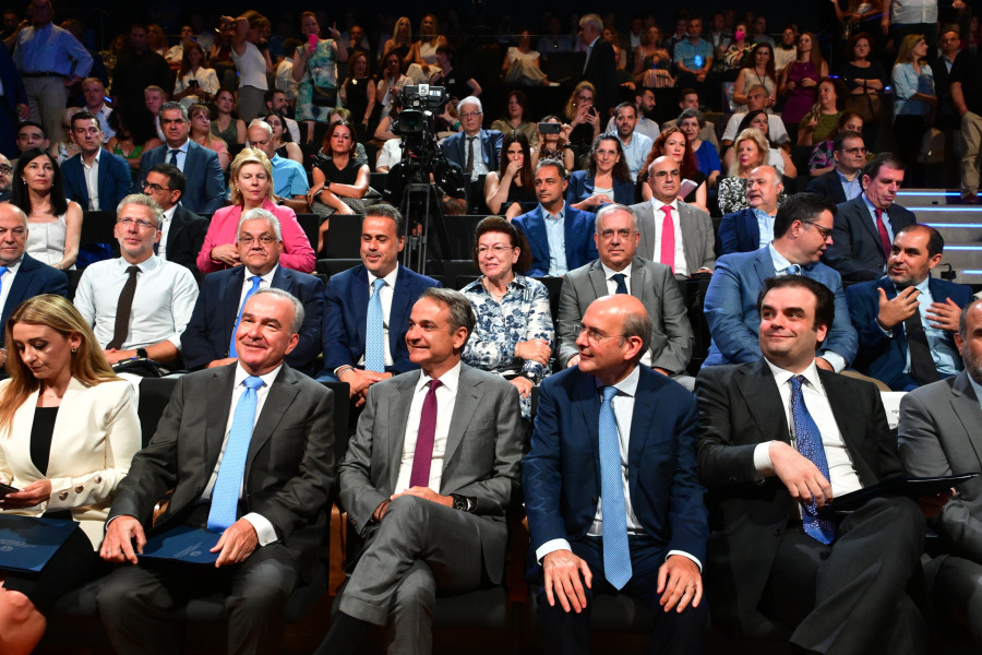 [388535] Ο ΠΡΩΘΥΠΟΥΡΓΟΣ ΚΥΡΙΑΚΟΣ ΜΗΤΣΟΤΑΚΗΣ ΣΤΗΝ ΕΚΔΗΛΩΣΗ ΤΟΥ ΥΠ. ΕΘΝΙΚΗΣ ΟΙΚΟΝΟΜΙΑΣ ΚΑΙ ΟΙΚΟΝΟΜΙΚΩΝ ΓΙΑ ΤΗΝ ΠΑΡΟΥΣΙΑΣΗ ΤΟΥ ΕΘΝΙΚΟΥ ΠΡΟΓΡΑΜΜΑΤΟΣ ΑΝΑΠΤΥΞΗΣ 2026-2030  (ΤΑΤΙΑΝΑ ΜΠΟΛΑΡΗ / EUROKINISSI)