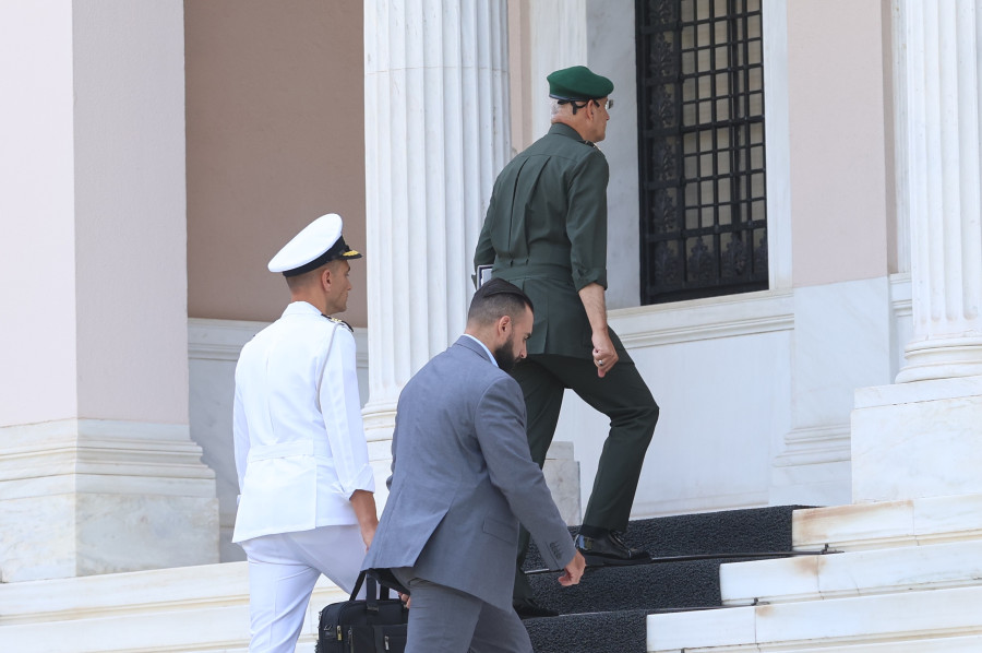 [388585] ΣΥΝΕΔΡΙΑΣΗ ΤΟΥ ΚΥΣΕΑ ΣΤΟ ΜΕΓΑΡΟ ΜΑΞΙΜΟΥ ΥΠΟ ΤΟΝ ΠΡΩΘΥΠΟΥΡΓΟ ΚΥΡΙΑΚΟ ΜΗΤΣΟΤΑΚΗ (ΓΙΑΝΝΗΣ ΠΑΝΑΓΟΠΟΥΛΟΣ/EUROKINISSI)