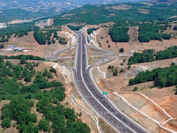 1784876924981-381821862-aytokinhtodromos-e65.jpg
