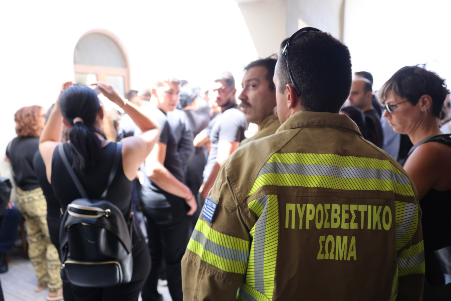 ΚΗΔΕΙΑ ΤΟΥ ΠΑΝΤΕΛΗ ΔΙΑΜΑΝΤΑΚΗ ΣΤΗΝ ΚΡΗΤΗ