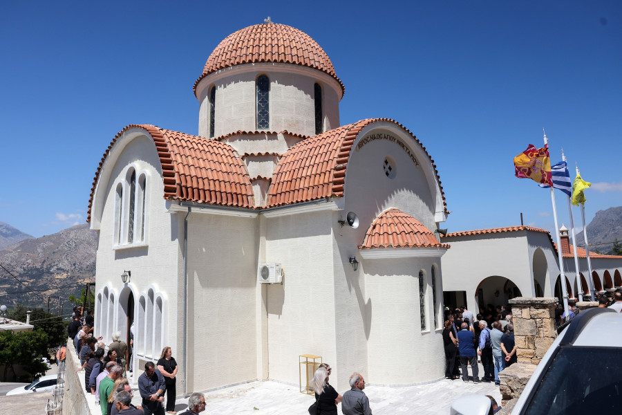 ΚΗΔΕΙΑ ΤΟΥ  ΠΑΝΤΕΛΗ ΔΙΑΜΑΝΤΑΚΗ ΣΤΗΝ ΚΡΗΤΗ