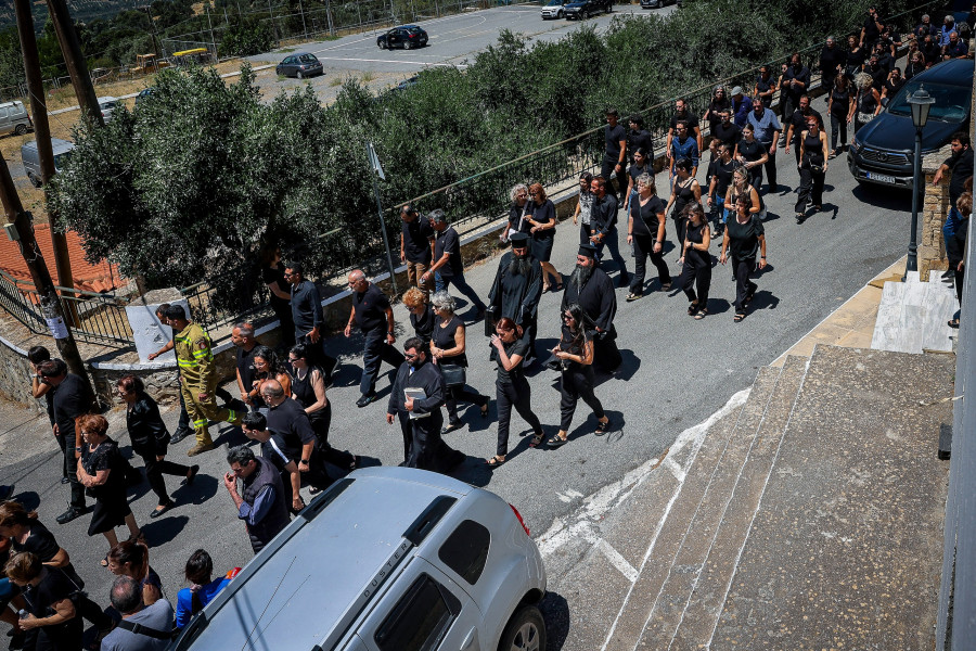 ΚΗΔΕΙΑ ΠΑΝΤΕΛΗ ΔΙΑΜΑΝΤΑΚΗ ΣΤΗΝ ΚΡΗΤΗ