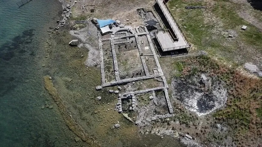 ναος ; αρχαίος ναός ; χριστιανισμός ; Νίκαια ; Οικουμενική Σύνοδος