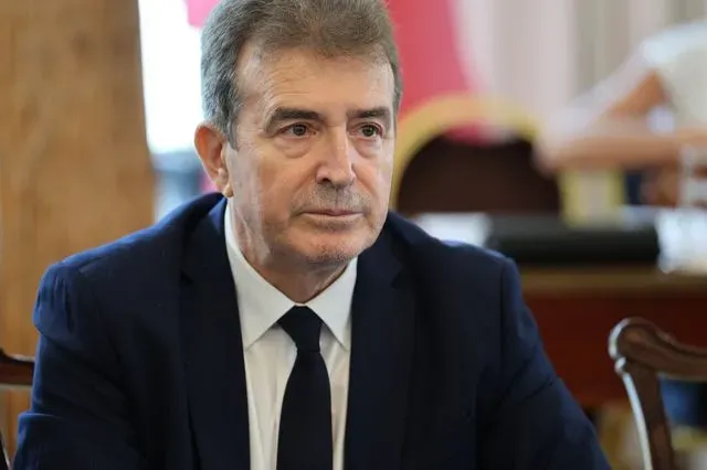 xrysoxoidis.webp