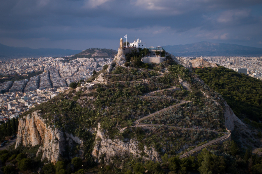 ΛΟΦΟΣ ΤΟΥ ΛΥΚΑΒΗΤΤΟΥ