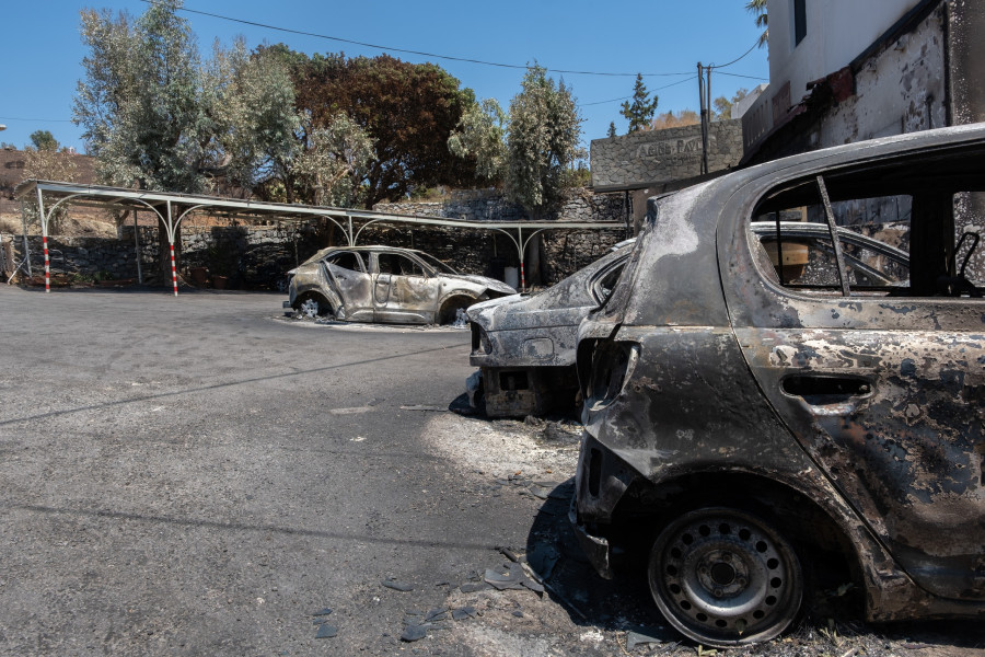 ΡΕΘΥΜΝΟ ΑΓΙΟΣ ΠΑΥΛΟΣ ΦΩΤΙΑ ΕΠΟΜΕΝΗ ΜΕΡΑ  (ΑΝΤΩΝΗΣ ΖΟΥΡΙΔΑΚΗΣ / EUROKINISSI)