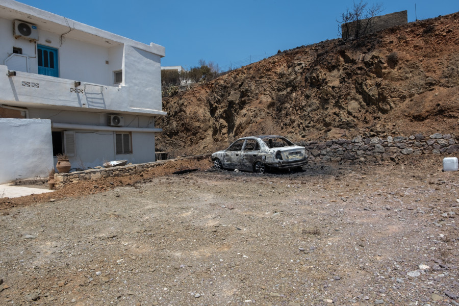ΡΕΘΥΜΝΟ ΑΓΙΟΣ ΠΑΥΛΟΣ ΦΩΤΙΑ ΕΠΟΜΕΝΗ ΜΕΡΑ  (ΑΝΤΩΝΗΣ ΖΟΥΡΙΔΑΚΗΣ / EUROKINISSI)