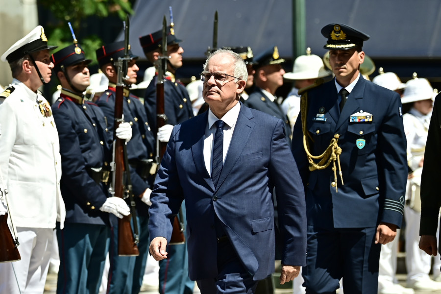 [388809] ΕΞΟΔΙΟΣ ΑΚΟΛΟΥΘΙΑ ΤΟΥ ΓΙΑΝΝΗ ΒΑΡΒΙΤΣΙΩΤΗ (ΜΙΧΑΛΗΣ ΚΑΡΑΓΙΑΝΝΗΣ / EUROKINISSI)