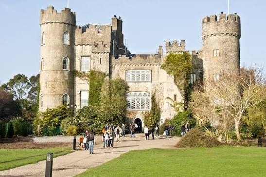 malahide-castle-w.jpg