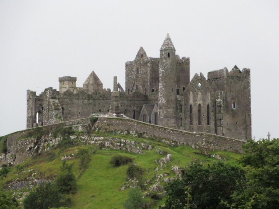 the-rock-of-cashel-w.jpg