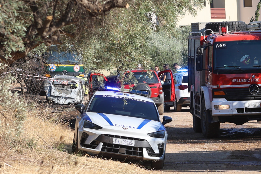 [388904] ΣΟΡΟΣ ΕΝΤΟΠΙΣΤΗΚΕ ΜΕΣΑ ΣΕ ΙΧ ΟΧΗΜΑ ΚΑΤΑ ΤΗ ΔΙΑΡΚΕΙΑ ΚΑΤΑΣΒΕΣΗΣ ΠΥΡΚΑΓΙΑΣ ΣΤΗ ΠΕΡΙΟΧΗ ΗΜΕΡΟΣ ΣΤΑ ΣΠΑΤΑ ΑΤΤΙΚΗΣ