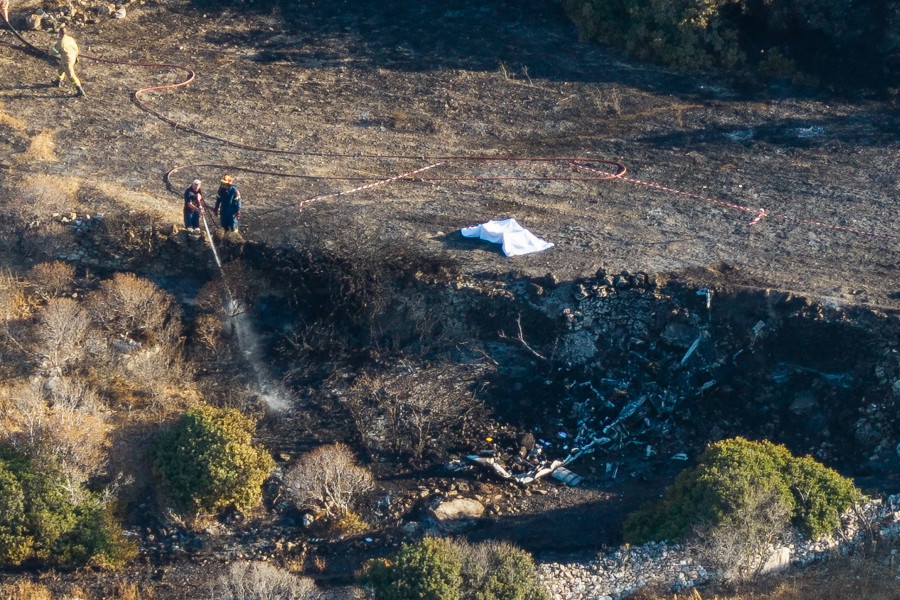 ΠΤΩΣΗ ΕΛΙΚΟΠΤΕΡΟΥ ΣΤΗ ΣΙΦΝΟ ΜΕ 3 ΝΕΚΡΟΥΣ<br><br>ΦΩΤΟΓΡΑΦΟΣ: ΓΙΩΡΓΟΣ ΒΕΝΙΟΣ