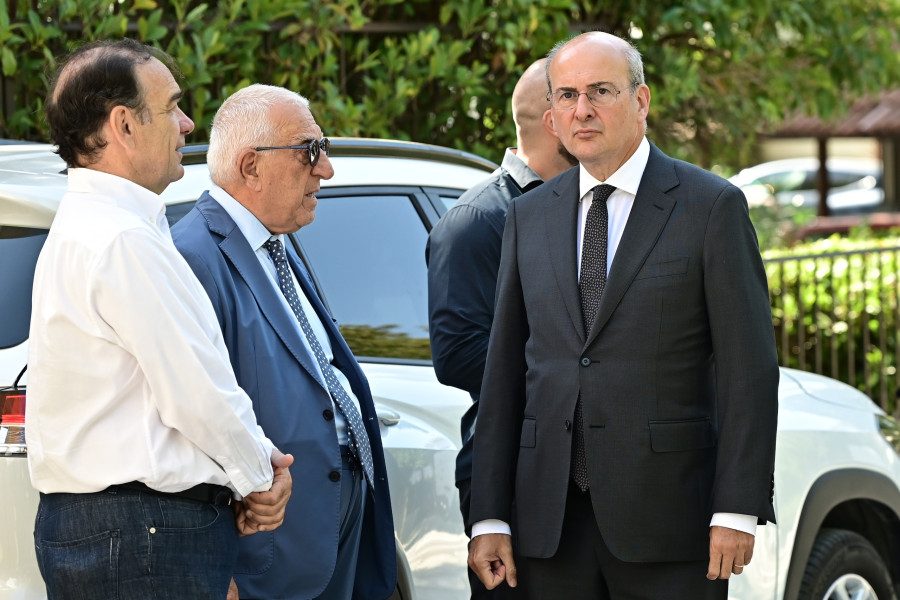 [389010] ΕΞΟΔΙΟΣ ΑΚΟΛΟΥΘΙΑ ΤΟΥ ΣΤΕΦΑΝΟΥ ΜΑΝΟΥ  (ΜΙΧΑΛΗΣ ΚΑΡΑΓΙΑΝΝΗΣ / EUROKINISSI)