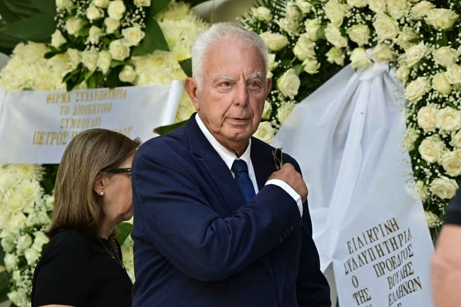 [389010] ΕΞΟΔΙΟΣ ΑΚΟΛΟΥΘΙΑ ΤΟΥ ΣΤΕΦΑΝΟΥ ΜΑΝΟΥ  (ΜΙΧΑΛΗΣ ΚΑΡΑΓΙΑΝΝΗΣ / EUROKINISSI)
