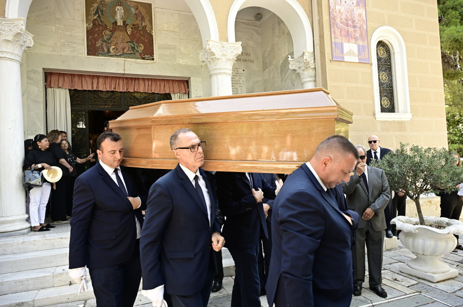 [389010] ΕΞΟΔΙΟΣ ΑΚΟΛΟΥΘΙΑ ΤΟΥ ΣΤΕΦΑΝΟΥ ΜΑΝΟΥ  (ΜΙΧΑΛΗΣ ΚΑΡΑΓΙΑΝΝΗΣ / EUROKINISSI)