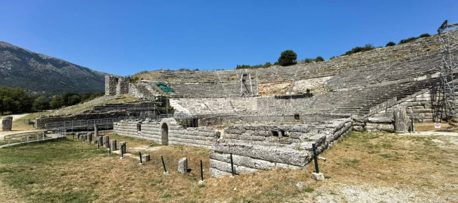 dodoni-arxaio-theatro-5.jpg