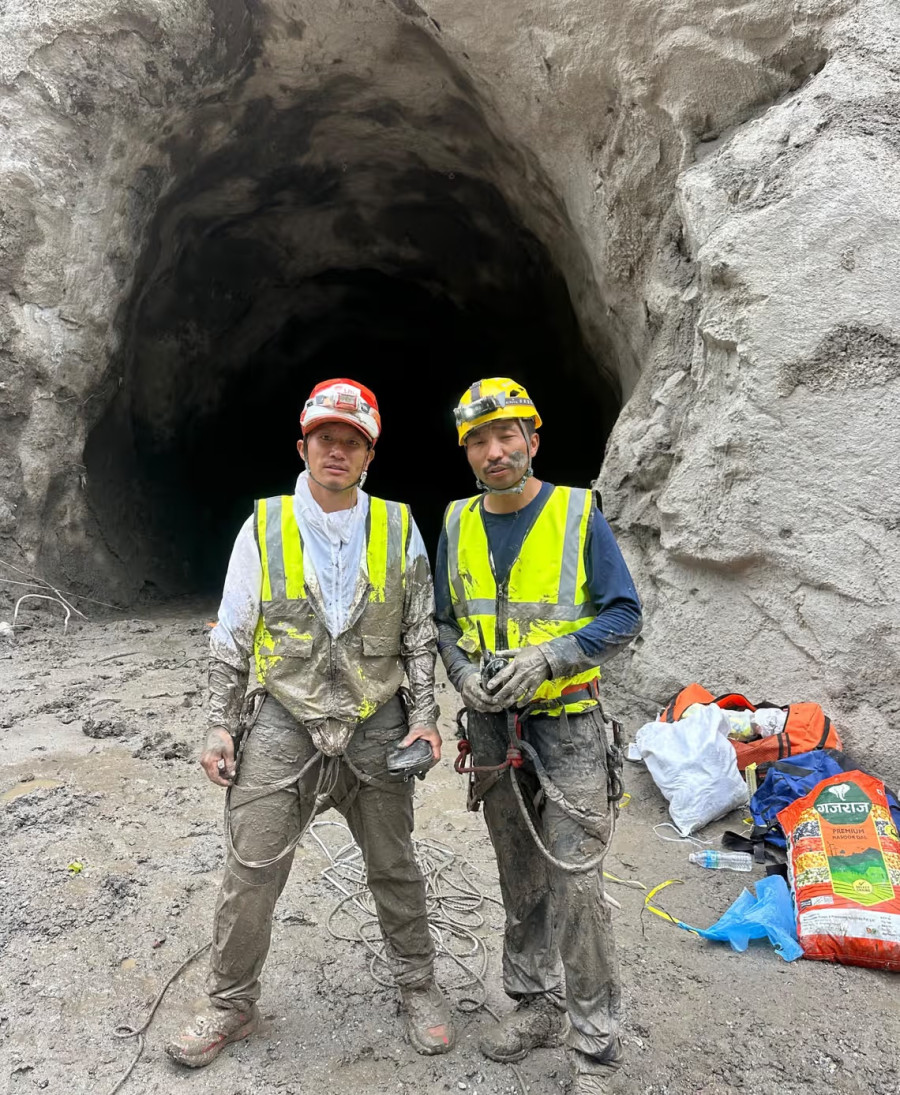 ashish-gurung-left-with-fellow-rescue-mountaineer-jenjen-lama-at-the-chilime-hydropower-plant-in-rasuwa.jpg