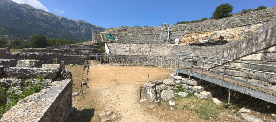dodoni-arxaio-theatro-6.jpg