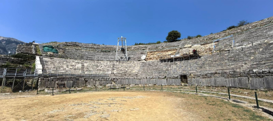 dodoni-arxaio-theatro-7.jpg