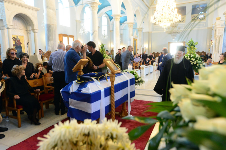ΚΗΔΕΙΑ ΙΩΑΝΝΗ ΜΠΛΕΣΙΑ