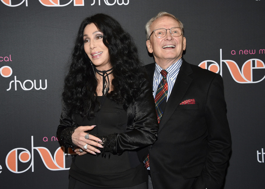 Cher,Bob Mackie