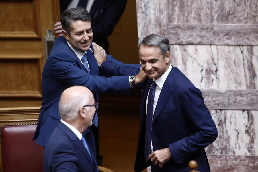 Μυλωνάκης, Μητσοτάκης