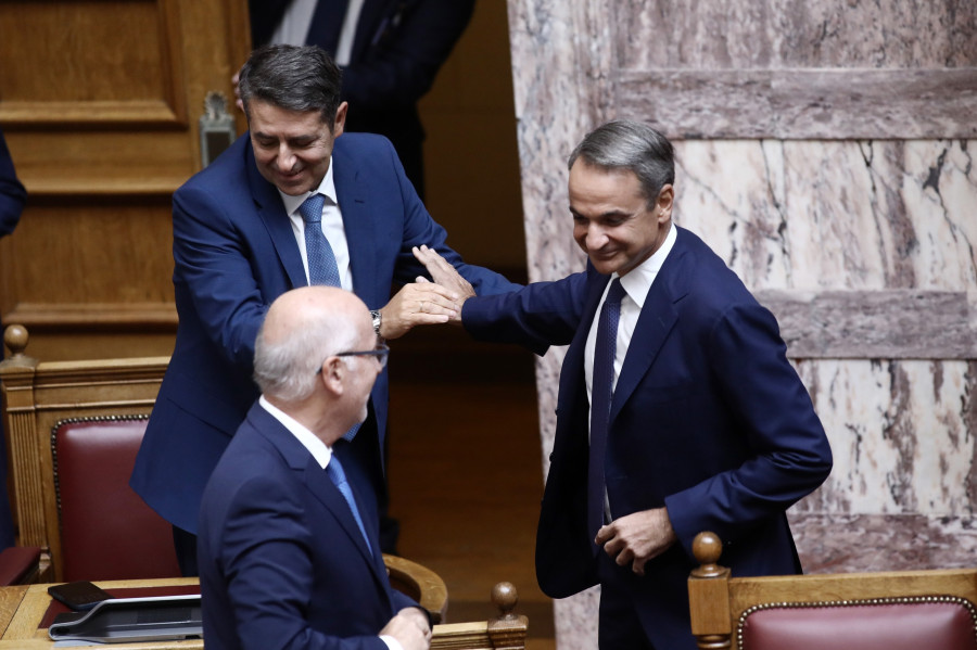 Μυλωνάκης, Μητσοτάκης