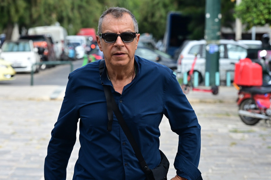 ΠΟΛΙΤΙΚΗ ΚΗΔΕΙΑ ΤΗΣ ΜΑΡΓΑΡΙΤΑΣ ΠΑΠΑΝΔΡΕΟΥ <BR><BR>