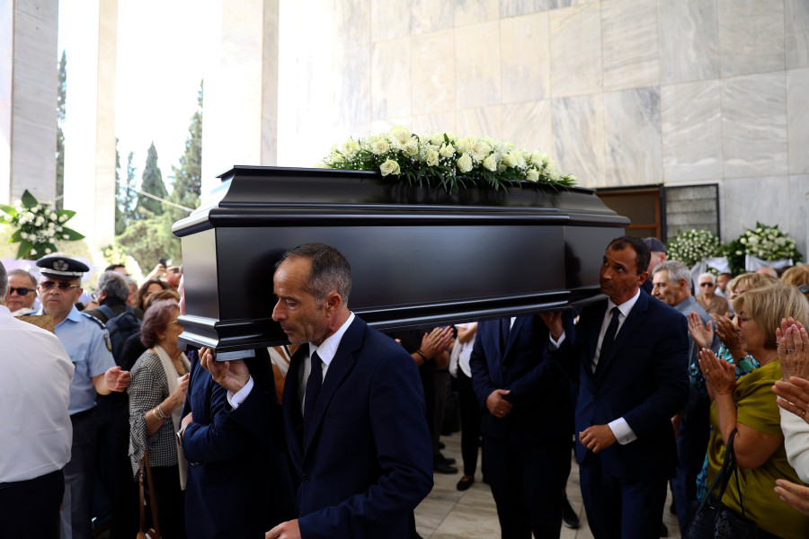 ΠΟΛΙΤΙΚΗ ΚΗΔΕΙΑ ΤΗΣ ΜΑΡΓΑΡΙΤΑΣ ΠΑΠΑΝΔΡΕΟΥ <BR><BR>