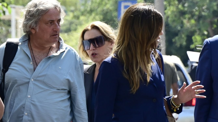 [389685] ΣΤΟΝ ΕΙΣΑΓΓΕΛΕΑ Ο ΥΠΝΟΘΕΡΑΠΕΥΤΗΣ ΠΟΥ ΕΜΠΛΕΚΕΤΑΙ ΣΤΗΝ ΥΠΟΘΕΣΗ ΤΟΥ ΘΑΝΑΤΟΥ ΤΟΥ ΤΡΑΓΟΥΔΙΣΤΗ ΓΙΩΡΓΟΥ ΜΑΖΩΝΑΚΗ(ΜΙΧΑΛΗΣ ΠΑΠΑΝΙΚΟΛΑΟΥ/EUROKINISSI)