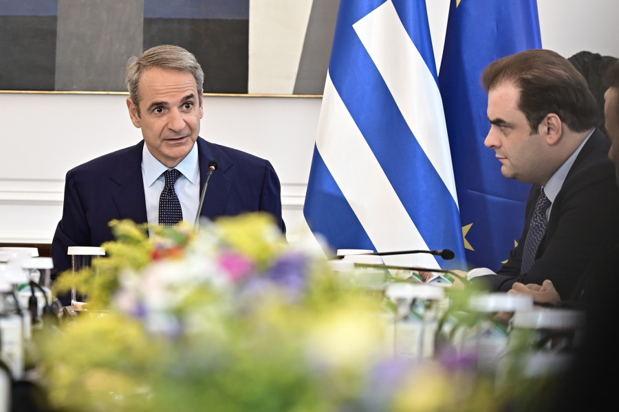 [389899] ΣΥΝΕΔΡΙΑΣΗ ΤΟΥ ΥΠΟΥΡΓΙΚΟΥ  ΣΥΜΒΟΥΛΙΟΥ(MΙΧΑΛΗΣ ΚΑΡΑΓΙΑΝΝΗΣ/EUROKINISSI)