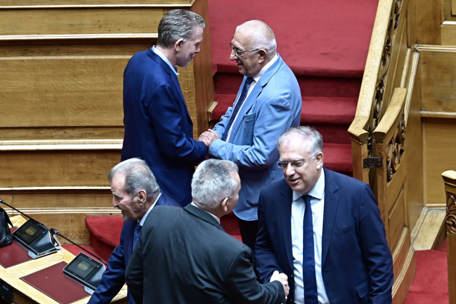 [390046] ΒΟΥΛΗ. ΗΜΕΡΗΣΙΑ ΔΙΑΤΑΞΗ ΟΛΟΜΕΛΕΙΑΣ. ΑΓΙΑΣΜΟΣ ΓΙΑ ΤΗΝ ΕΝΑΡΞΗ ΤΩΝ ΕΡΓΑΣΙΩΝ ΤΗΣ ΝΕΑΣ ΣΥΝΟΔΟΥ ΤΗΣ ΒΟΥΛΗΣ (ΜΙΧΑΛΗΣ ΚΑΡΑΓΙΑΝΝΗΣ / EUROKINISSI)
