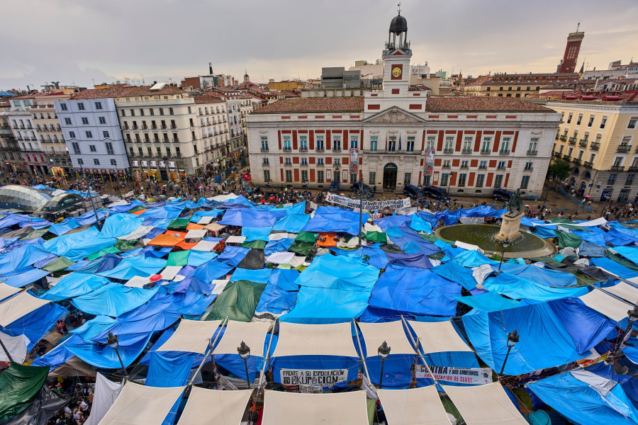 Spain Parliament Housing