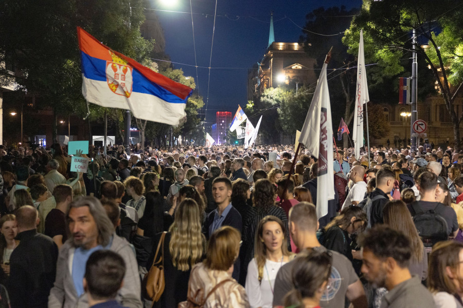 Σερβία διαδήλωση
