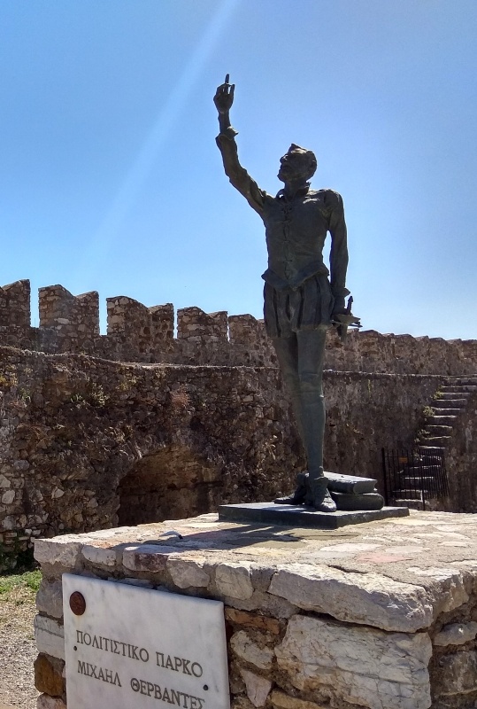 Άγαλμα του Θερβάντες στη Ναύπακτο