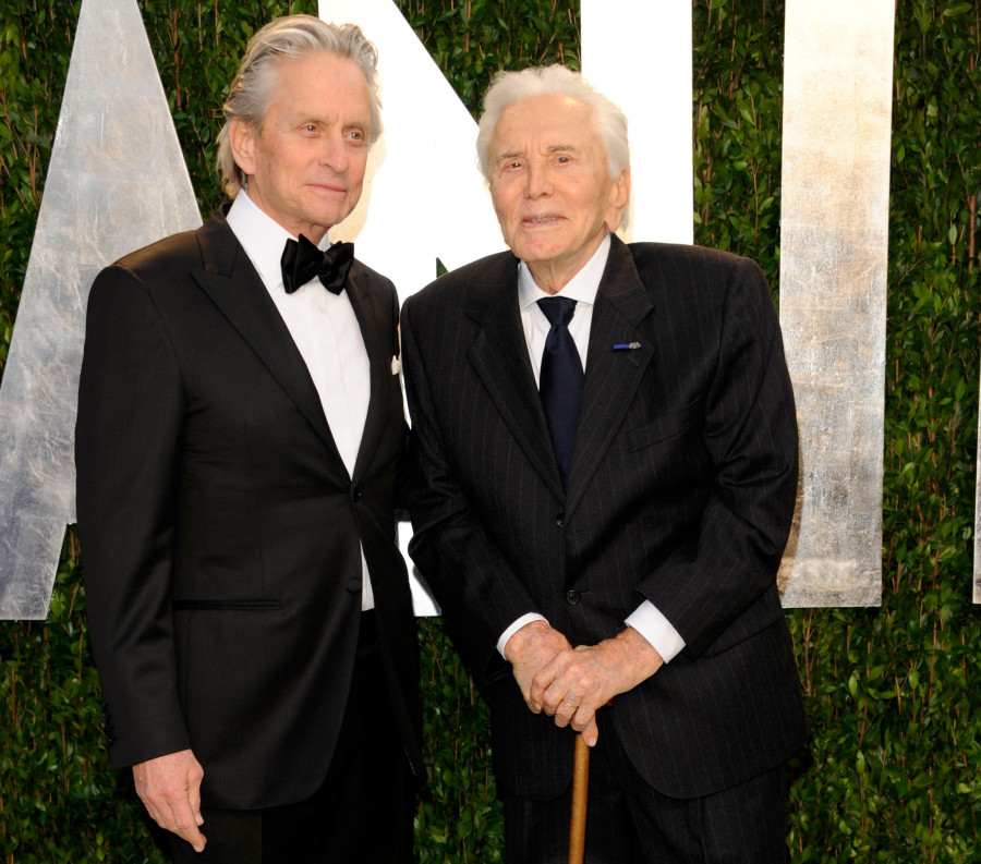 Obit Kirk Douglas