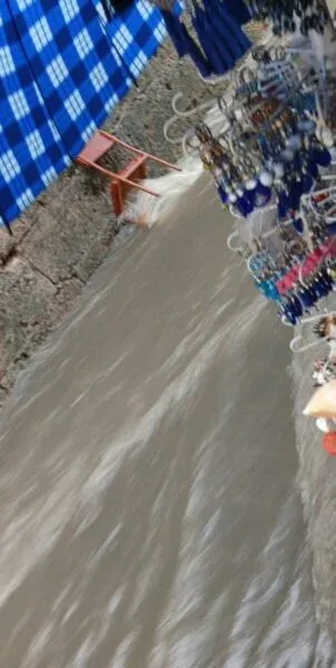1000115190-302x600.webp